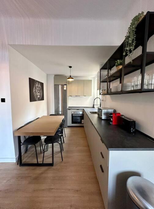 Nuevo Apt De Diseno Para 7Pax En Centro/La Latina Madrid Ngoại thất bức ảnh