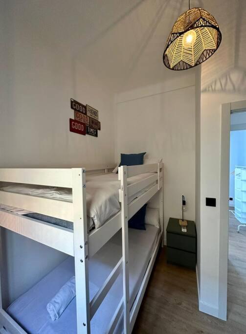 Nuevo Apt De Diseno Para 7Pax En Centro/La Latina Madrid Ngoại thất bức ảnh
