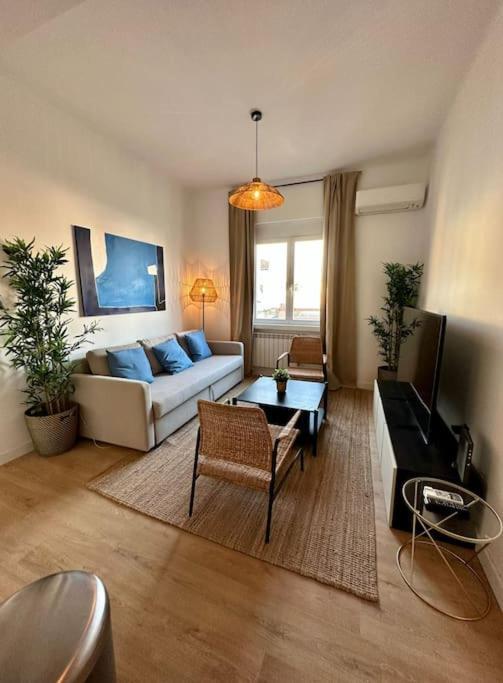 Nuevo Apt De Diseno Para 7Pax En Centro/La Latina Madrid Ngoại thất bức ảnh